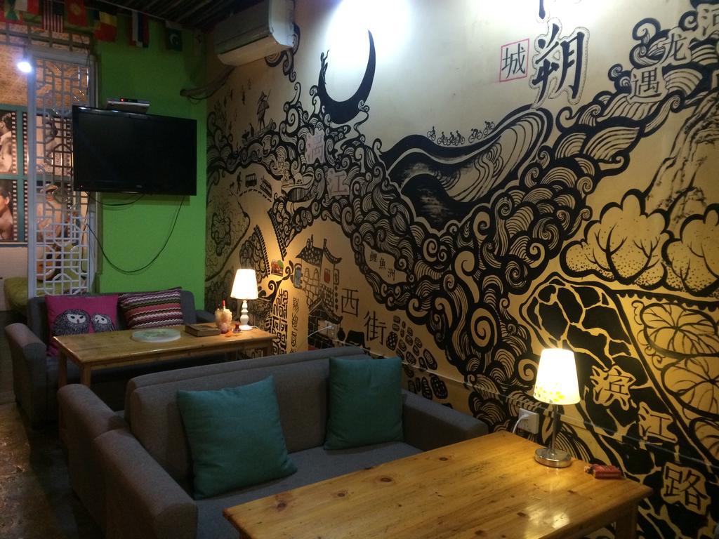 Yangshuo How Flowers Hostel Exteriör bild